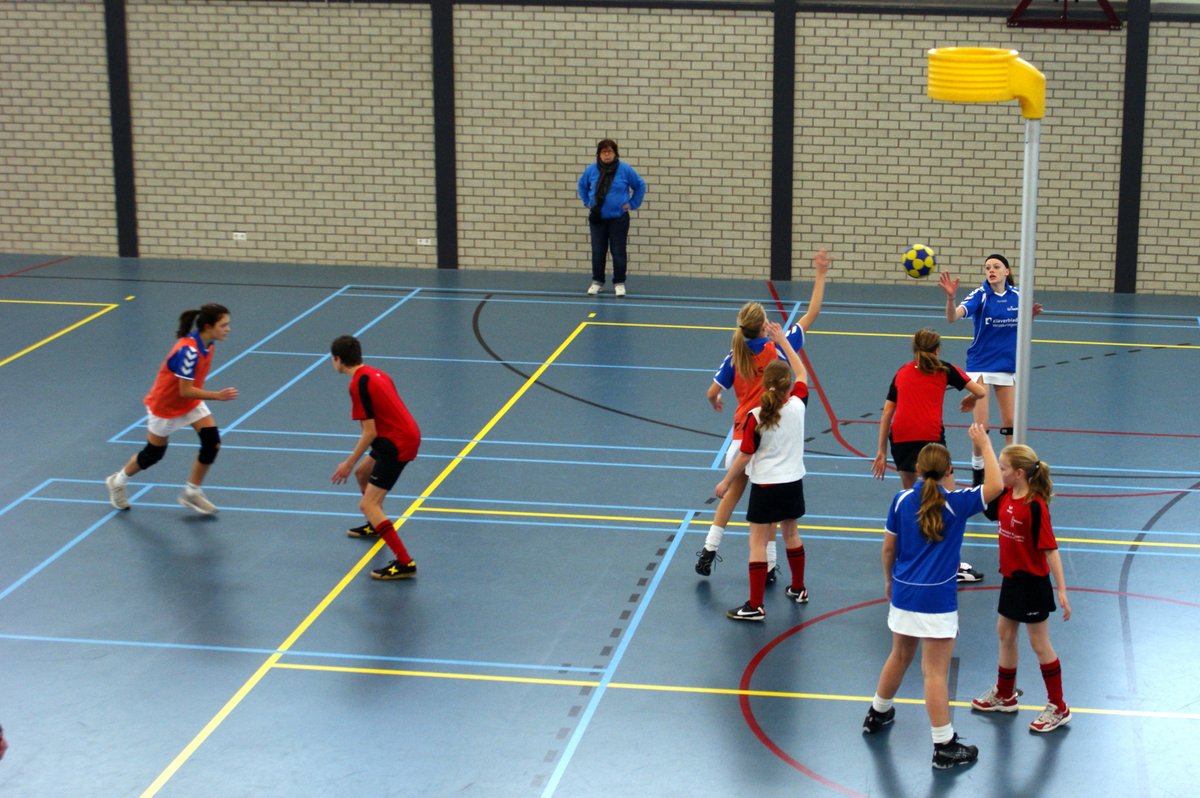 Korfbal C3  10 maart -006.JPG